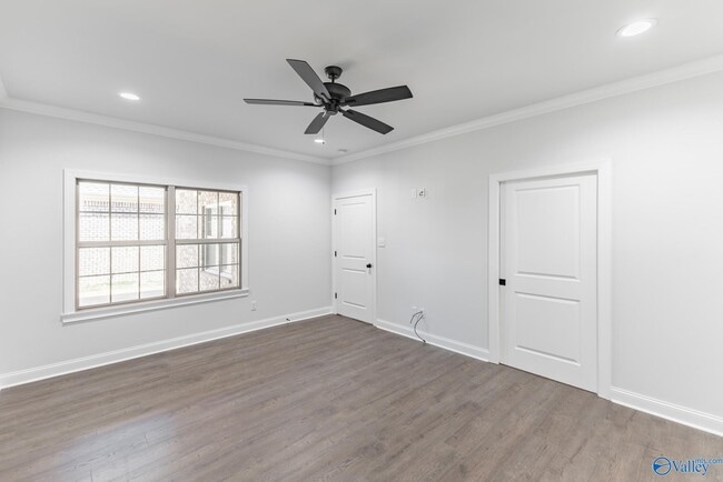 Building Photo - 3711 Colorado Ct SW