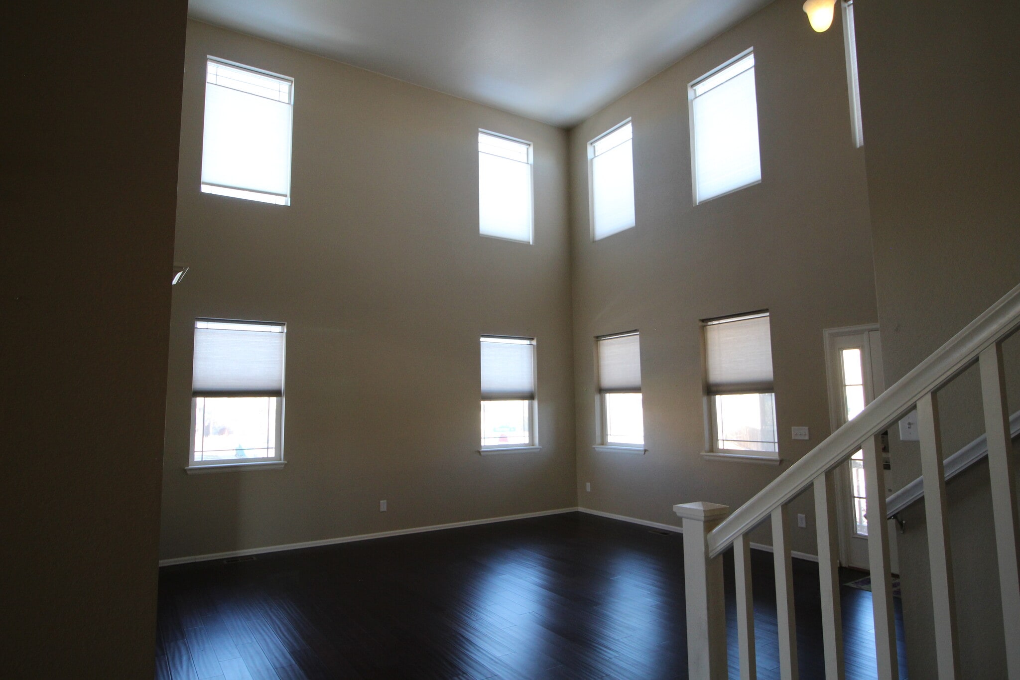 Building Photo - 1000 Stanley Ct