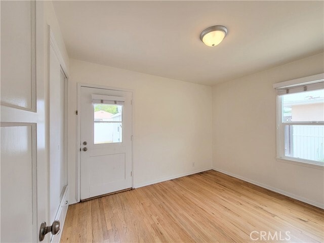 Building Photo - 3102 Ocana Ave