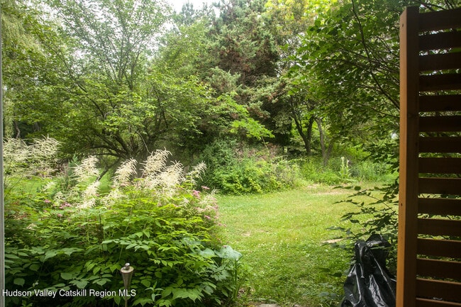 Building Photo - 576 Co Rte 6