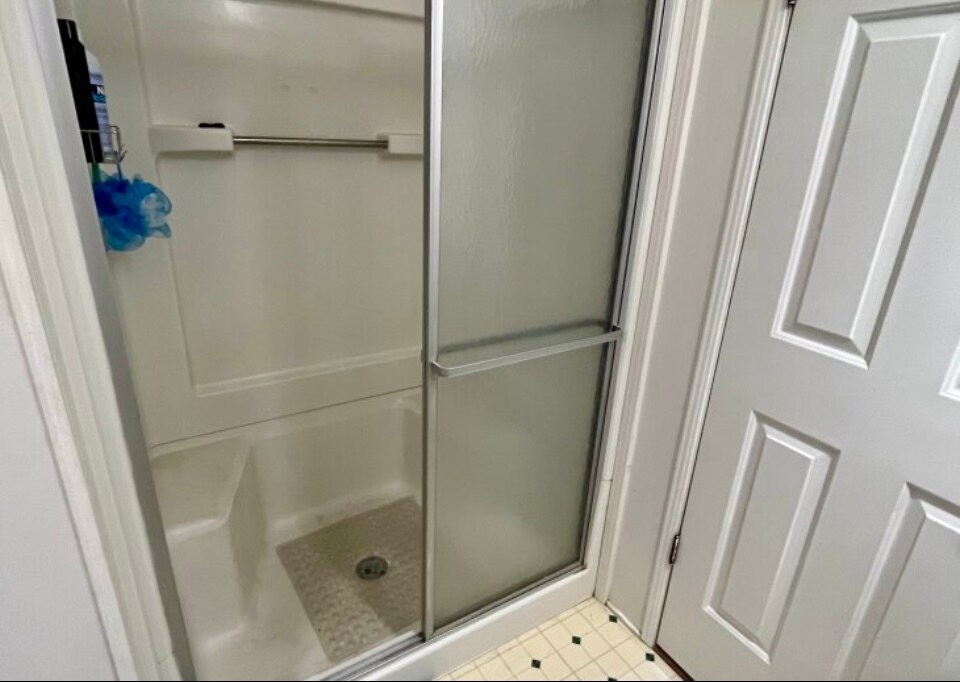 Shower in Master Bedroom Bathroom #1 - 945 Plantation Rd