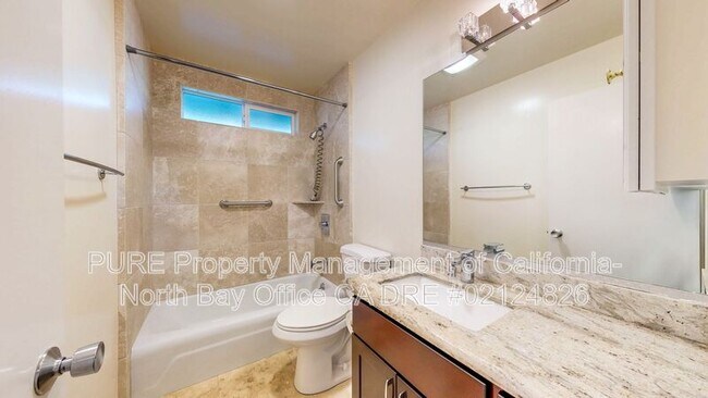 Building Photo - 351 Belhaven Cir