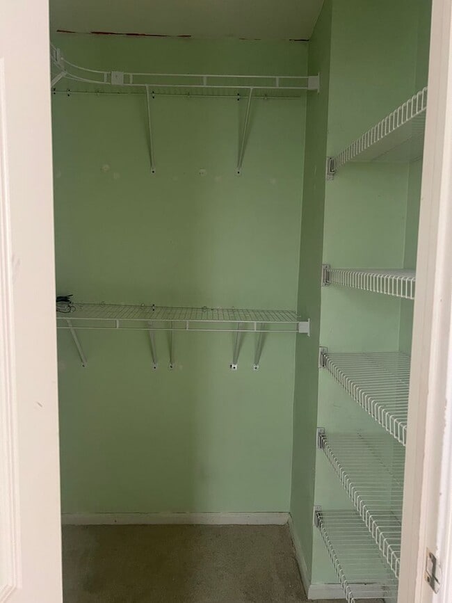 Building Photo - 100 Hillside Ave