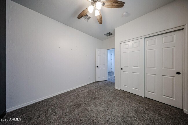 Building Photo - 13159 W Rowel Rd