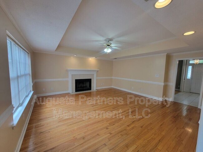 Building Photo - 1063 Waltons Pass