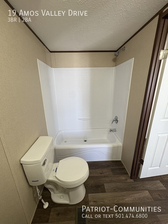 Building Photo - 19 Amos Valley Dr