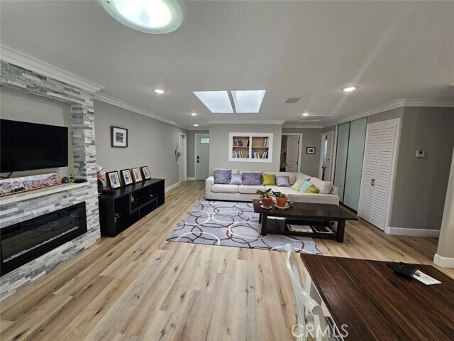 Building Photo - 3149 Via Vista