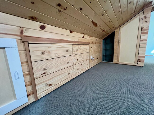 Building Photo - Updated 1920 Farmhouse - Many Special Feat...