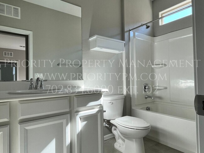 Building Photo - ~~Stunning SW Beauty! 4 Bedroom ~ 3.5 Bath + Bonus Room! 3500+ Sq. Ft