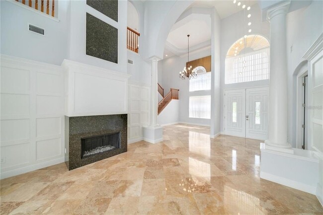 Building Photo - 2333 Pinehurst Ct