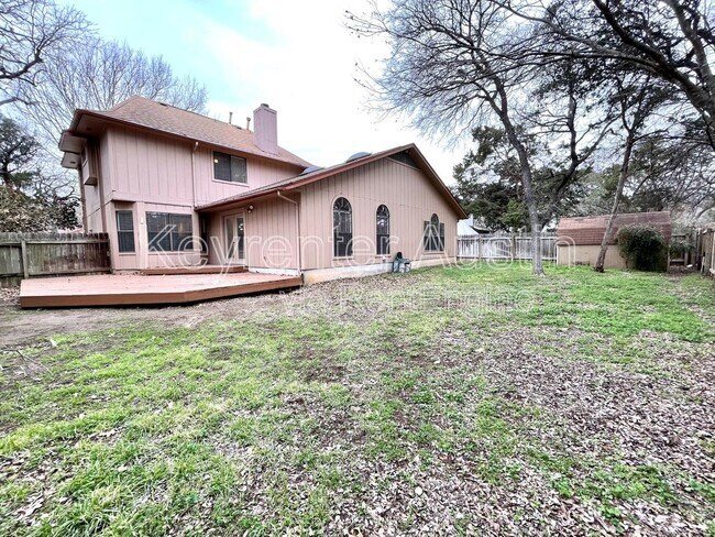 Building Photo - 410 Cluck Creek Trail