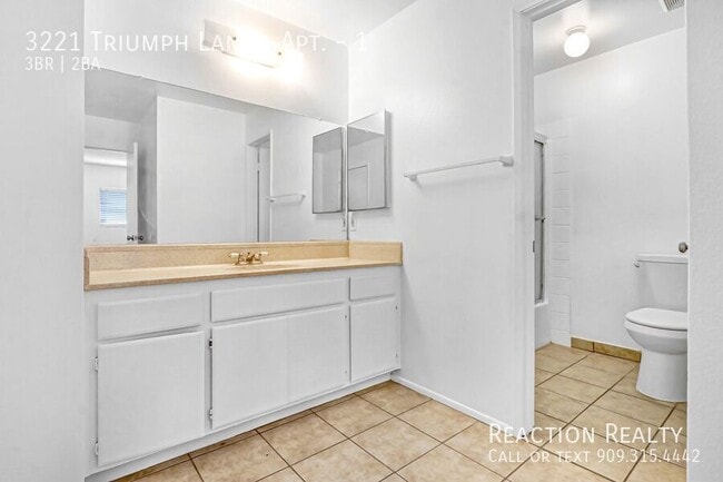 Building Photo - 3221 Triumph Ln