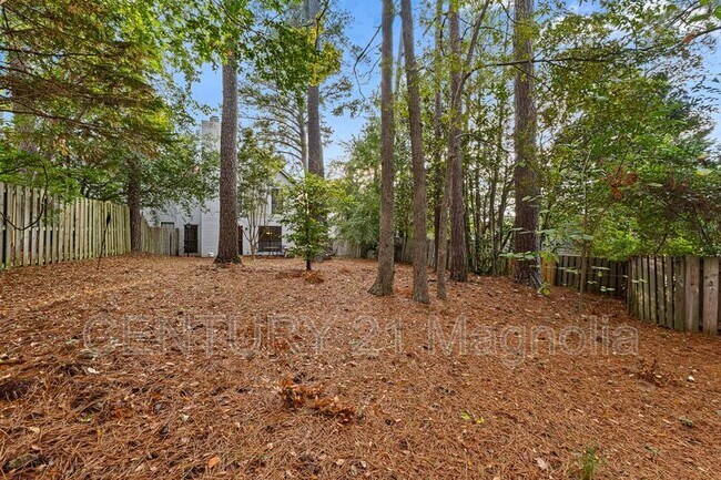 Building Photo - 2519 Carriage Creek