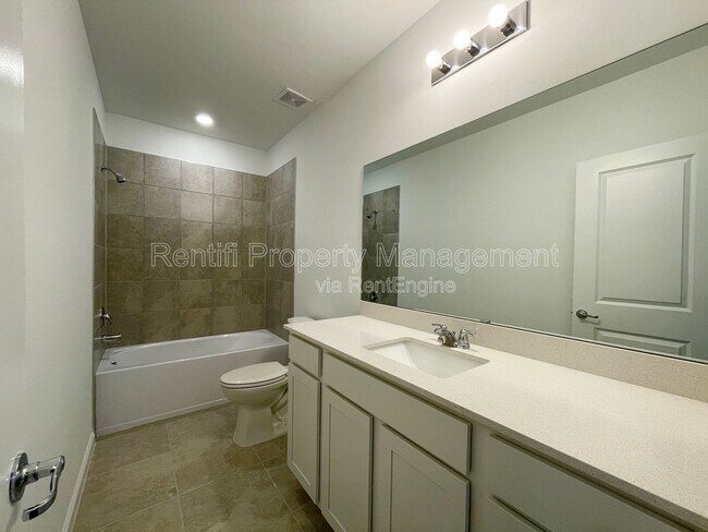 Building Photo - 1519 Lake Jessup Cir