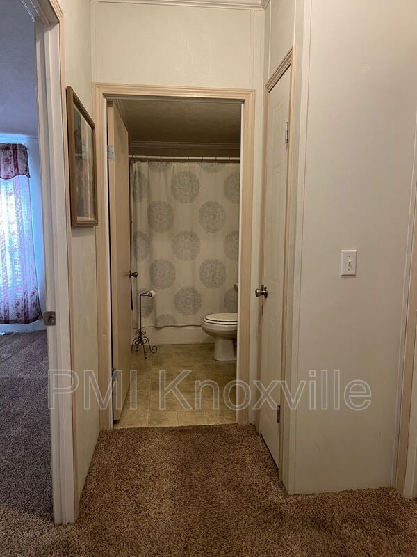 Building Photo - 8821 Trout Rd