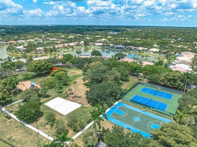 Building Photo - 12620 Countryside Terrace