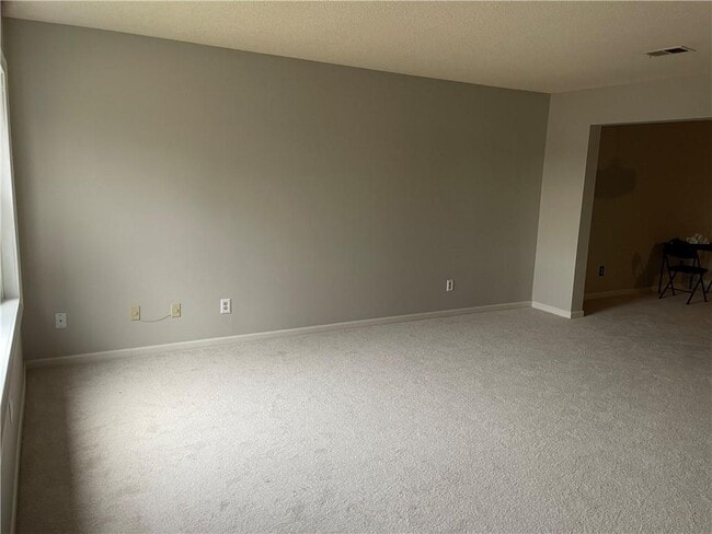 Building Photo - 241 High Creek Dr