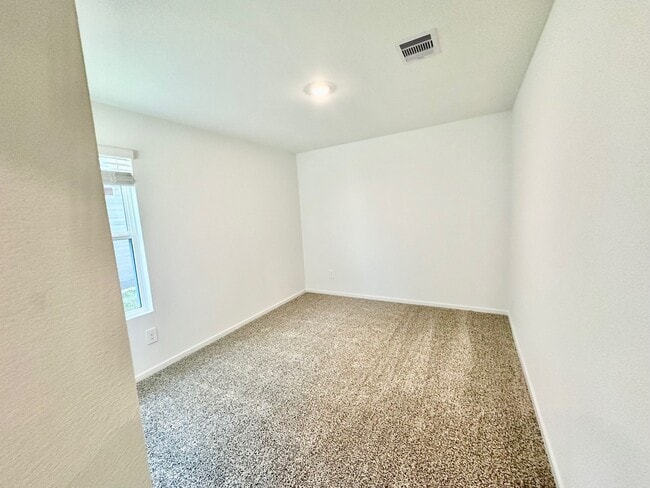 Building Photo - 27736 Woodglen Mews Wy