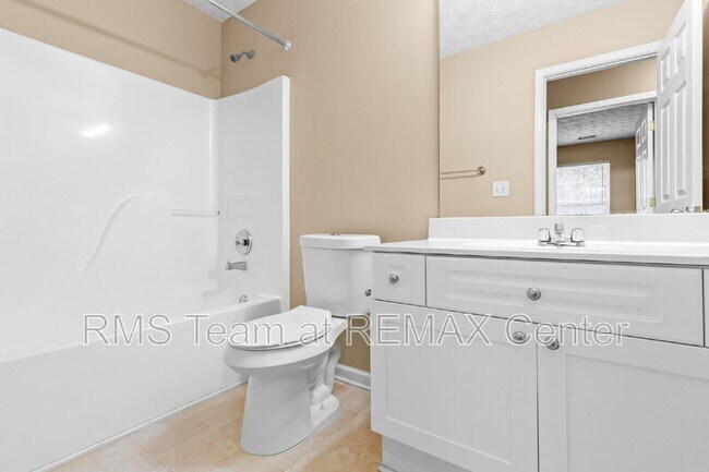 Building Photo - 4932 Vireo Dr