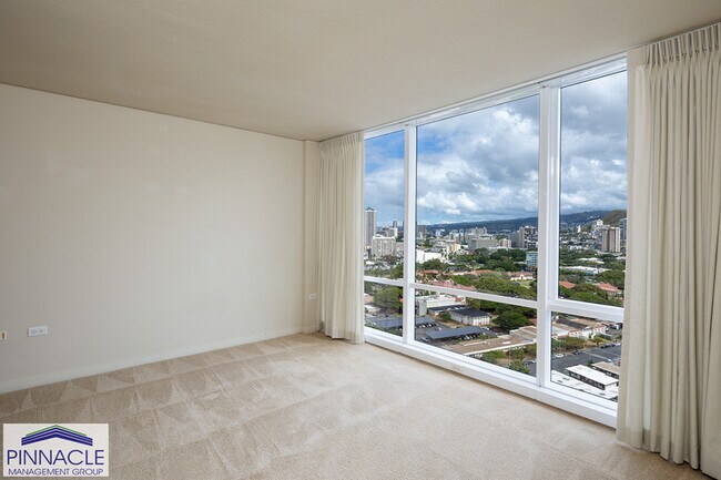Building Photo - 1296 Kapiolani Blvd