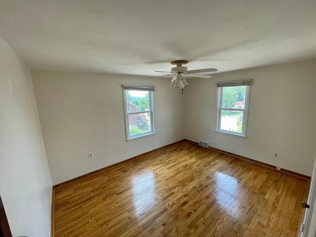 Building Photo - 1453 Woodbine St