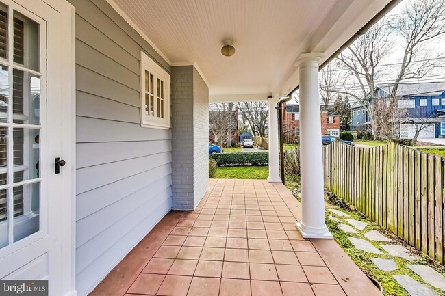 Building Photo - 4509 Highland Ave