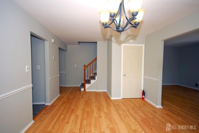 Building Photo - 1 Orchid Ct