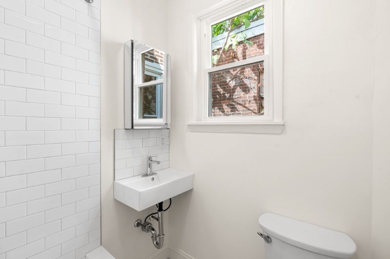 Building Photo - 2528 S 63rd St