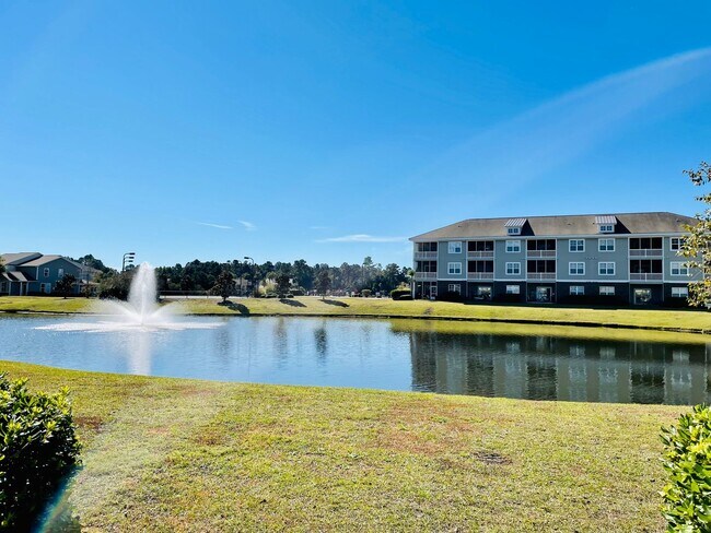 Building Photo - SPACIOUS 3bed/2.5bath TOWNHOME w/1st floor...