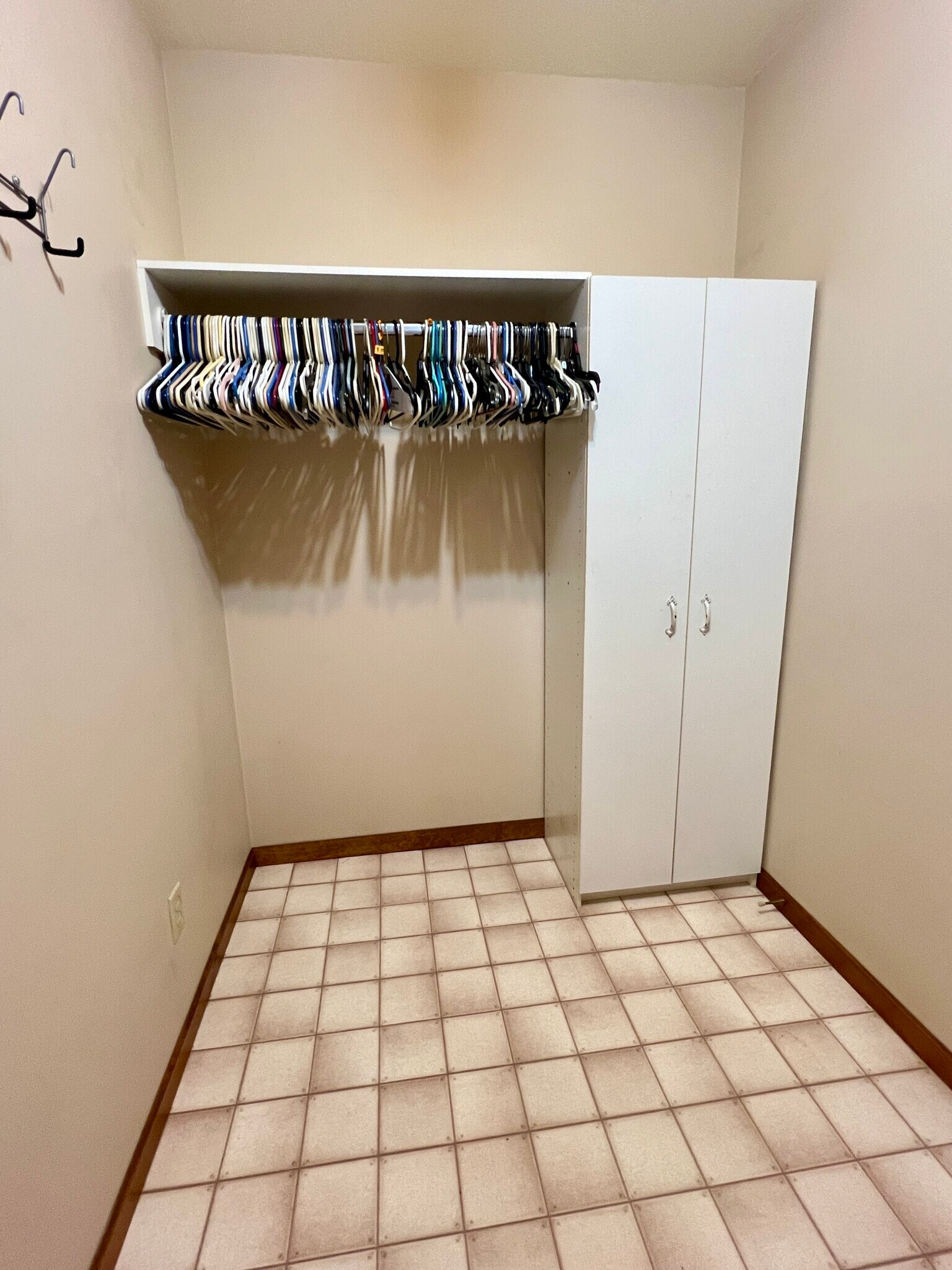 Main floor laundry room - 1019 SW Kent Pl