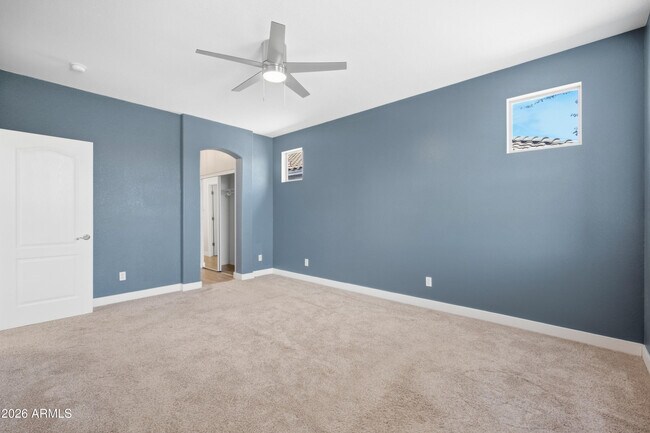 Building Photo - 4248 S Mariposa Dr