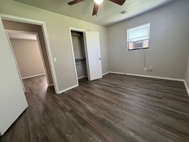 Building Photo - Cozy 3 Bedroom 1 bathroom home in Sapulpa! Pet Friendly