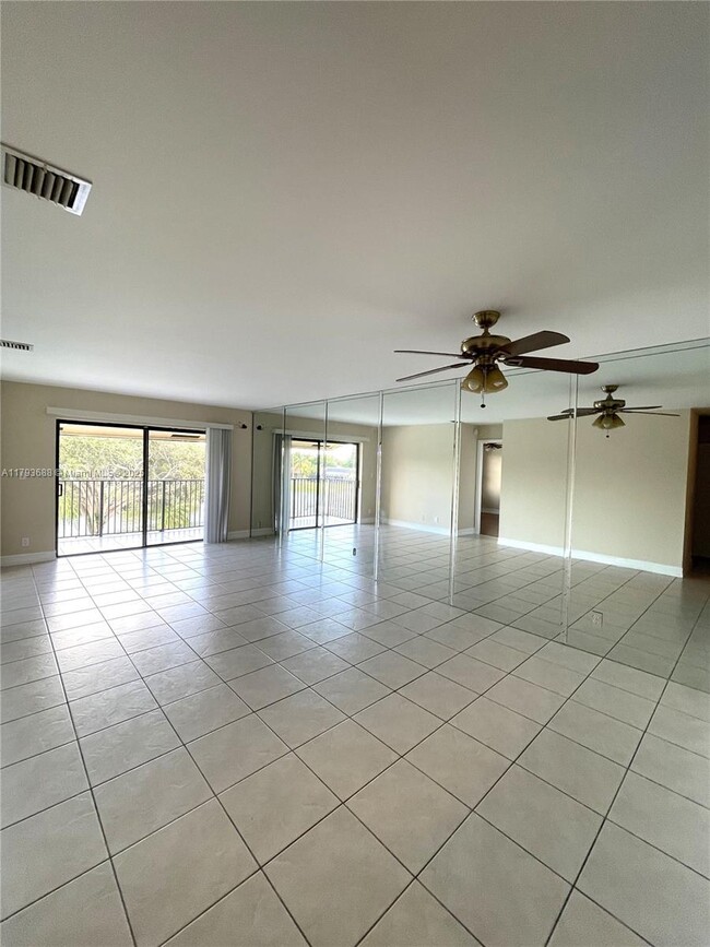 Building Photo - 11453 NW 39th Ct