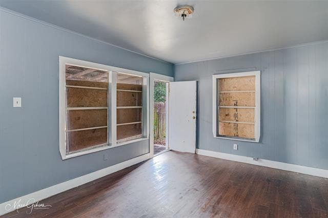 Building Photo - 329 Edwards St