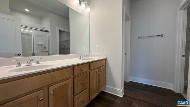 Building Photo - 608 Noush Ct