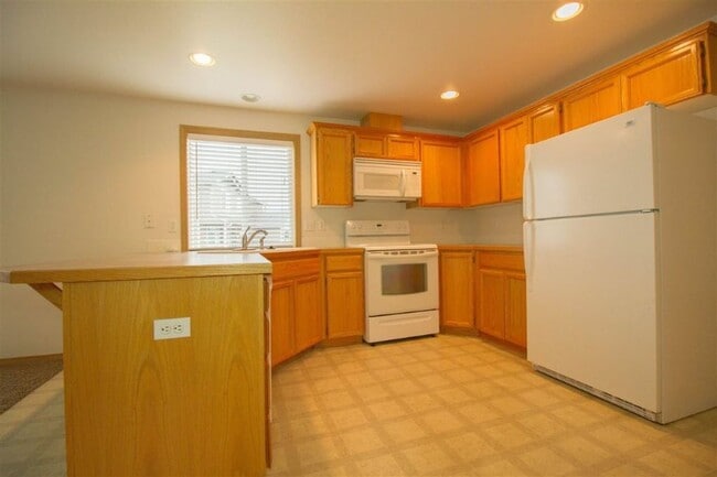 Building Photo - 9511 W Caelen Ave