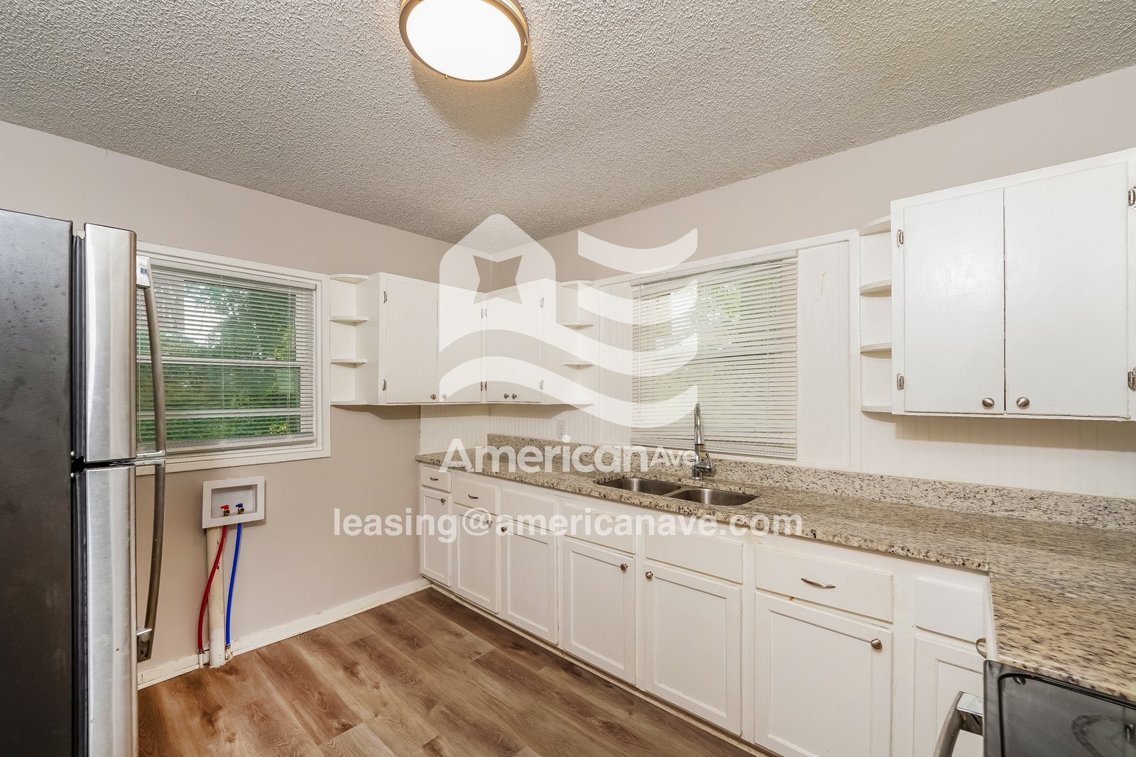 Building Photo - 8228 10th Ave S