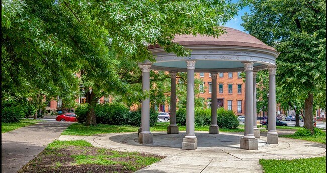 UNION SQUARE PARK - 1330 W Lombard St