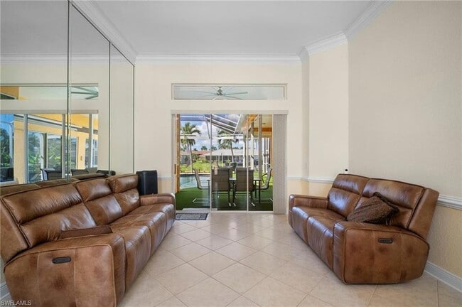 Building Photo - 5024 SW 8th Pl