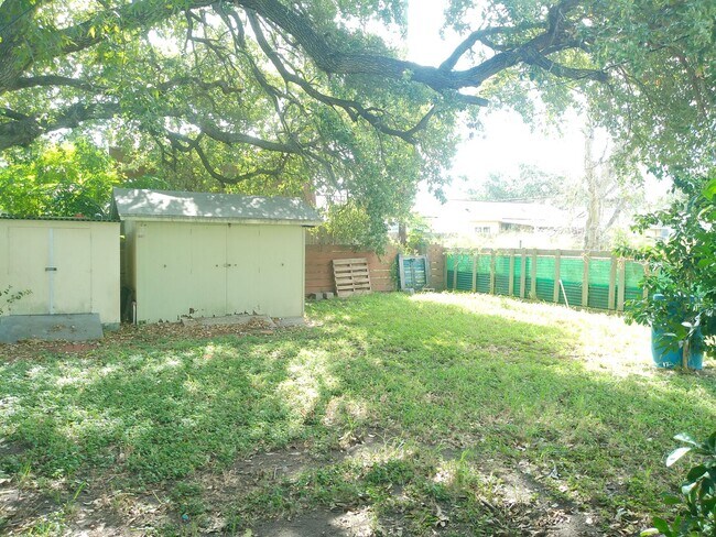 Building Photo - 4322 Fir St