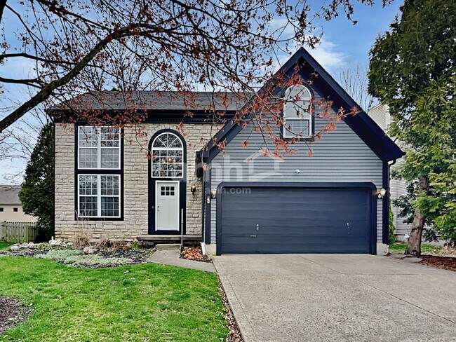 Primary Photo - 595 Tall Oaks Dr