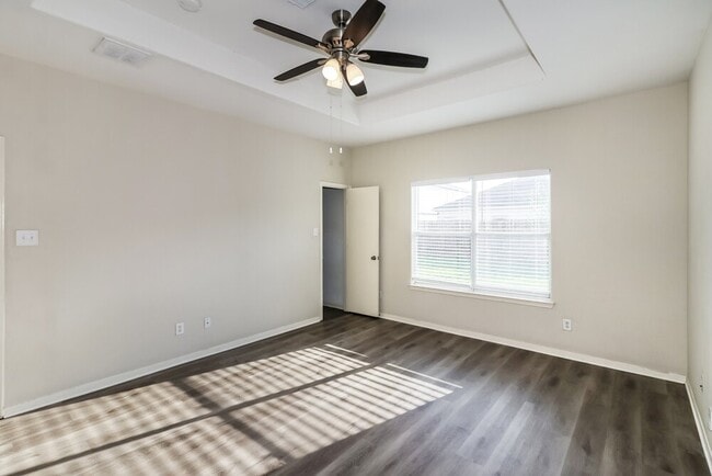 Building Photo - 2723 Durham Chase Ln