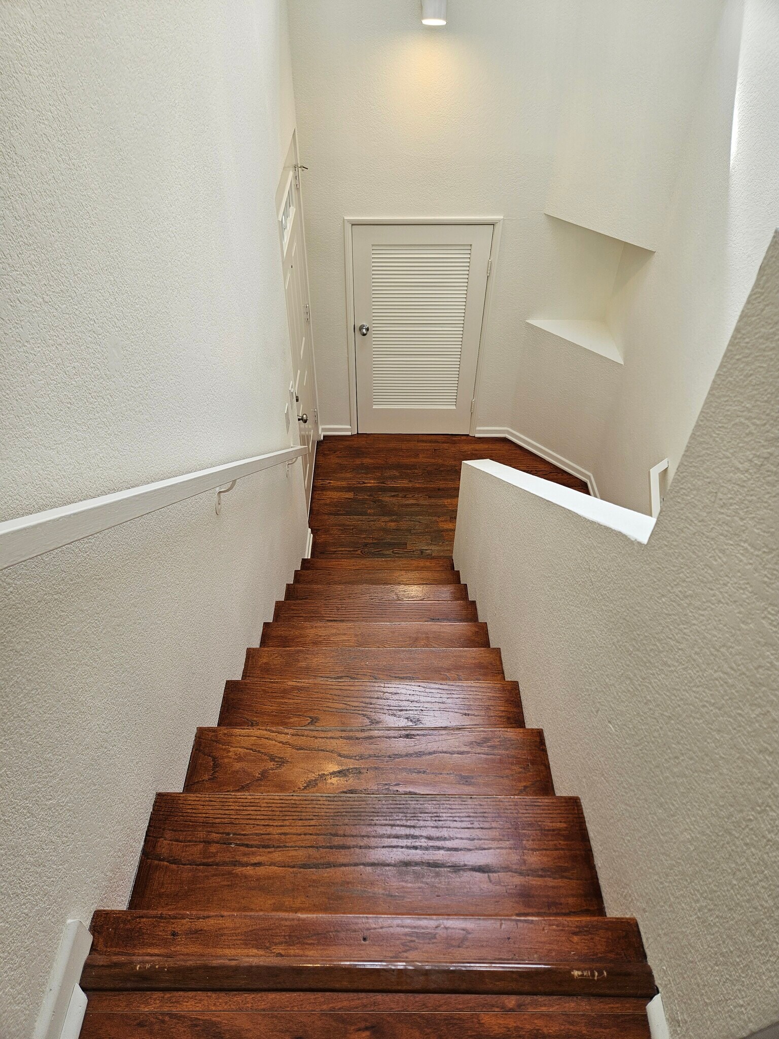 Entrance. - 11829 Gateway Blvd