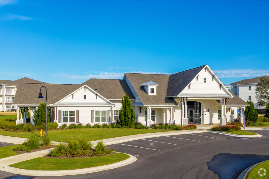 Leasing Office - Infinity Hammock Bay