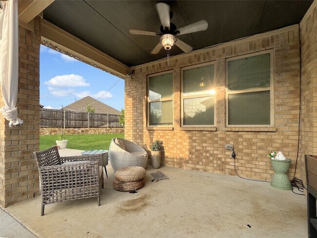 Building Photo - 11229 Yellow Rose Wy