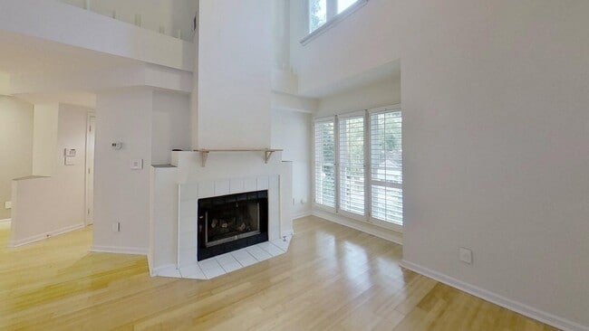 Building Photo - 3813 Carnegie Ln