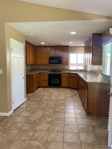 Building Photo - 13514 Dromore Ct