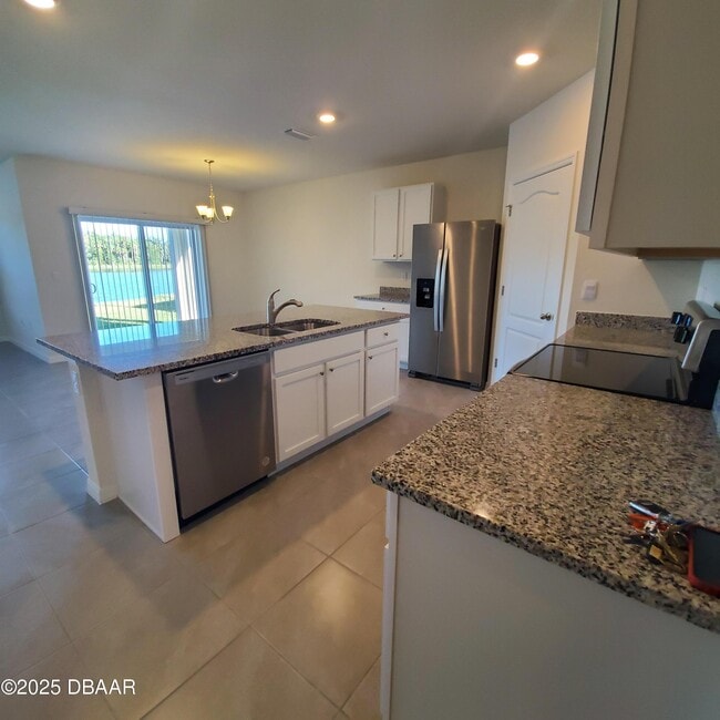 Building Photo - 1925 Deep Lk Cir