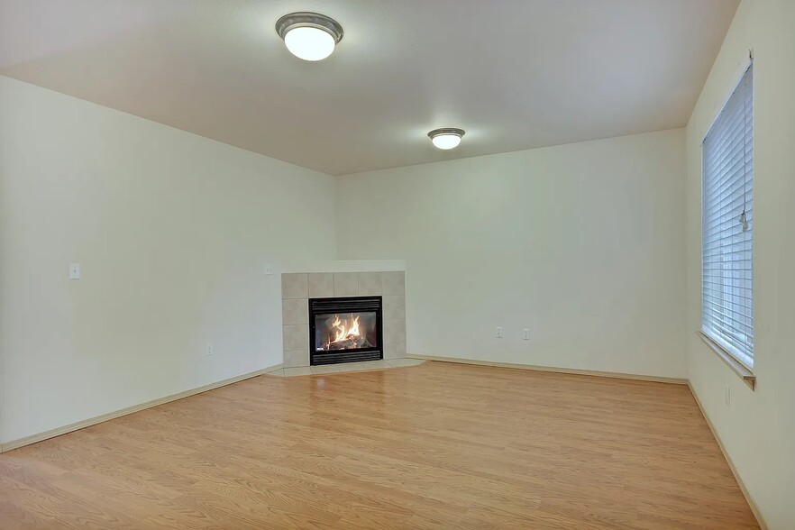 Building Photo - 18226 80th Ave E