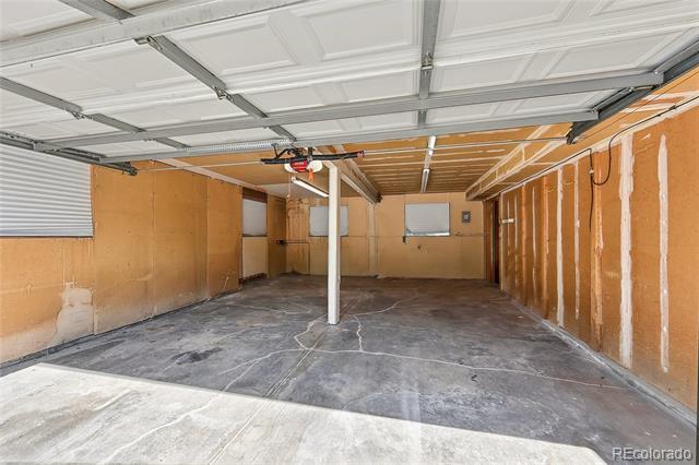 Building Photo - 9547 W Kentucky Dr